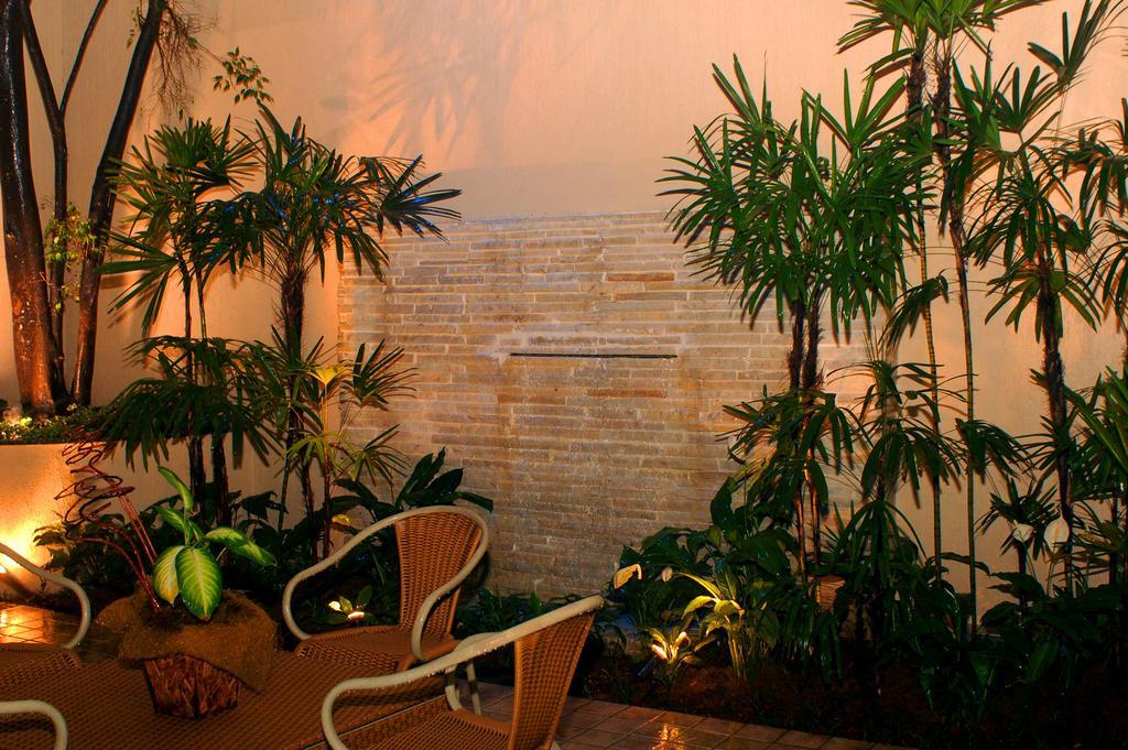 Max Savassi Apart Service Belo Horizonte Exterior foto